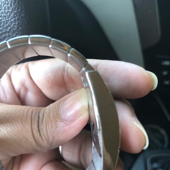 Gucci Swiss Watch Authentic - Picture 8 of 8